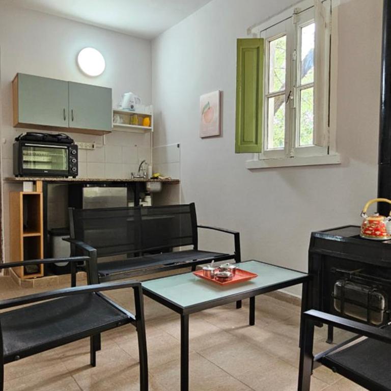 casamila - One-Bedroom Apartment - 5