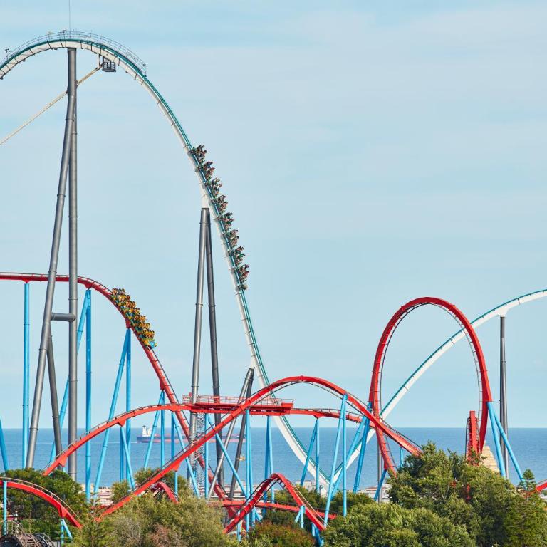 PortAventura Hotel Colorado Creek - Includes unlimited access to PortAventura Park & 1 access to Ferrari Land - Bungalow Familiar - 2
