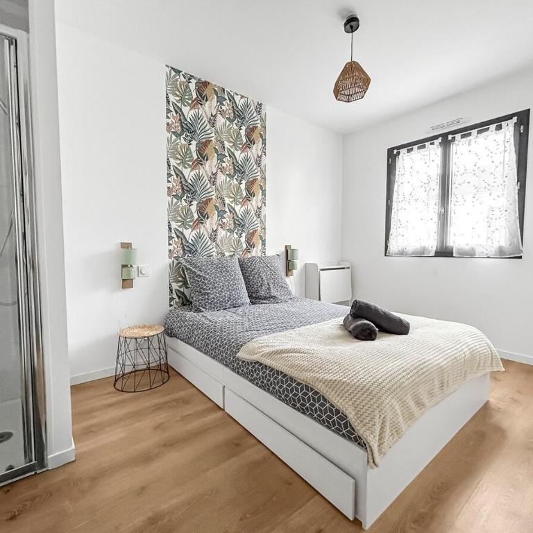 Télétravail · 4 suites (sdb) · Bureaux · Terrasse - Villa - 16
