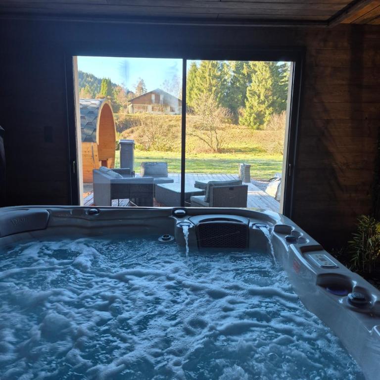 Le G de Gérardmer, luxury cottage - 14 people - - Haus mit 7 Schlafzimmern - 10