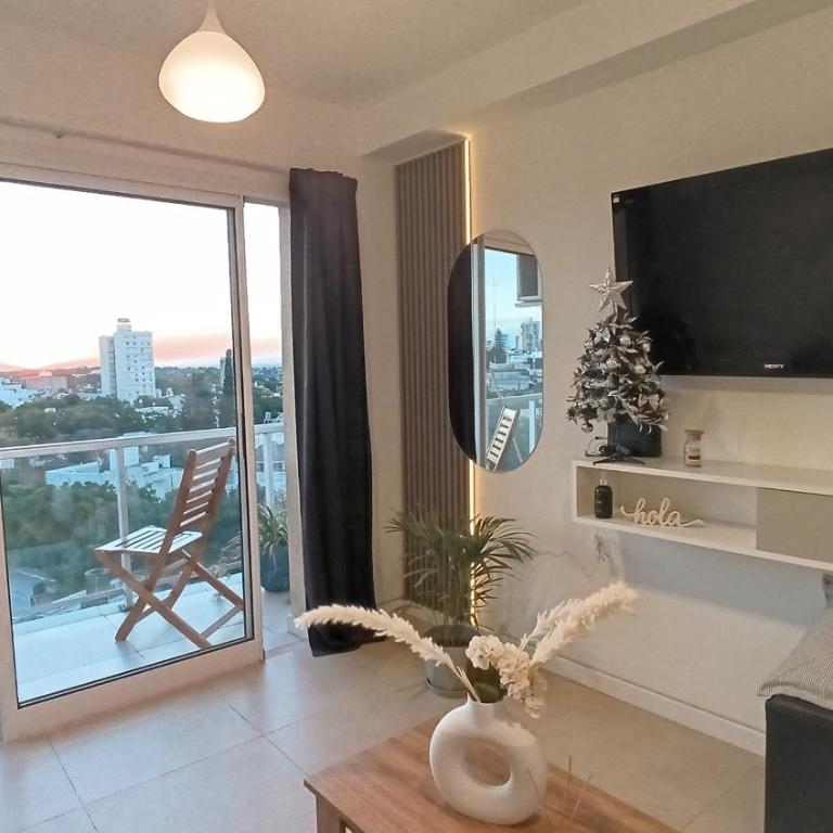 Apart Alameda - One-Bedroom Apartment with City View - 6