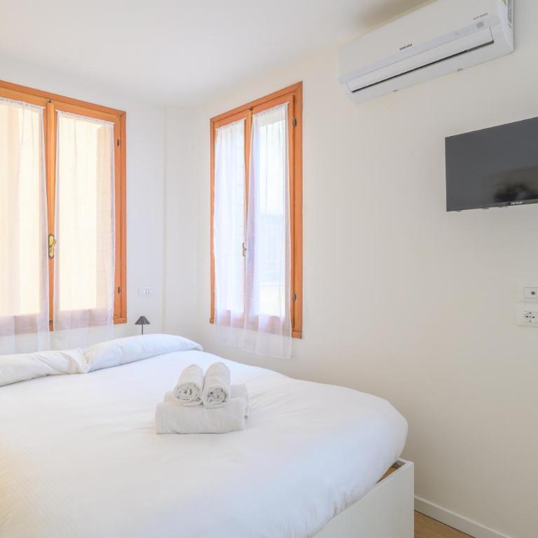 GuestHost - Piazza della Frutta Studio Apartments - Monolocale - 1