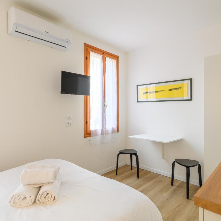 GuestHost - Piazza della Frutta Studio Apartments - Monolocale - 6