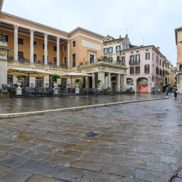 GuestHost - Piazza della Frutta Studio Apartments - Monolocale - 15