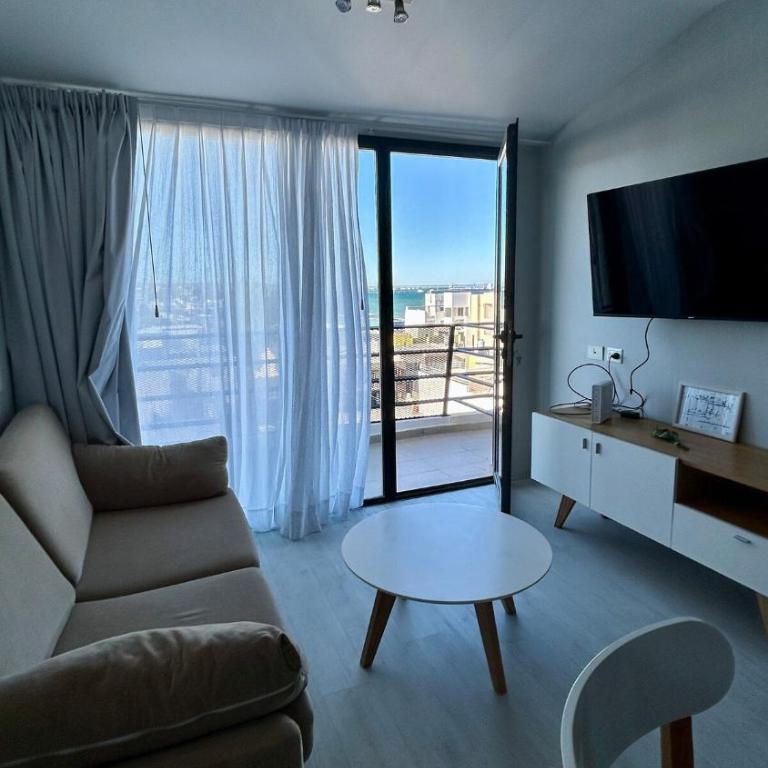 North beach - One-Bedroom Apartment - 2