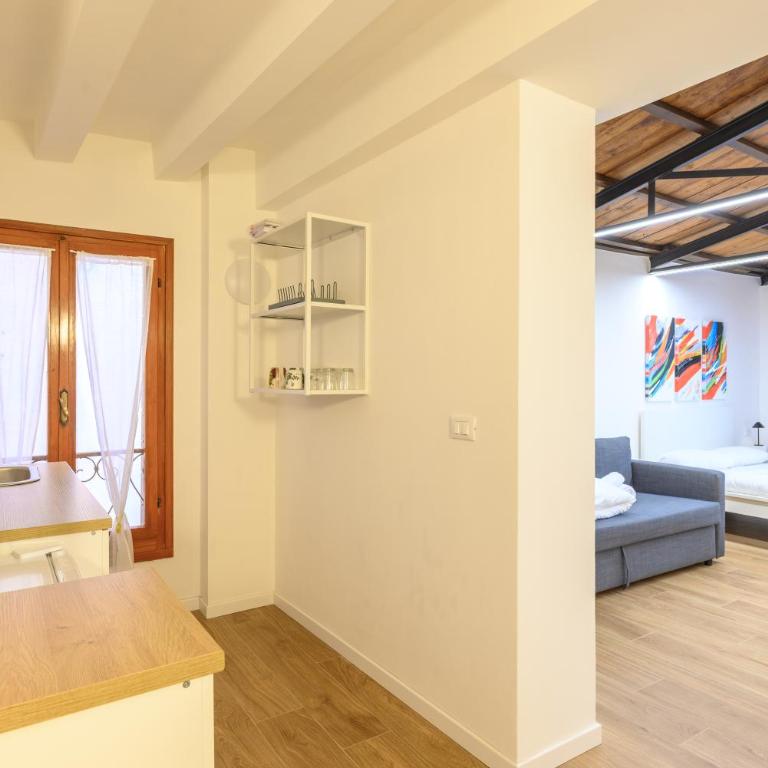 GuestHost - Piazza della Frutta Studio Apartments - Monolocale - 10