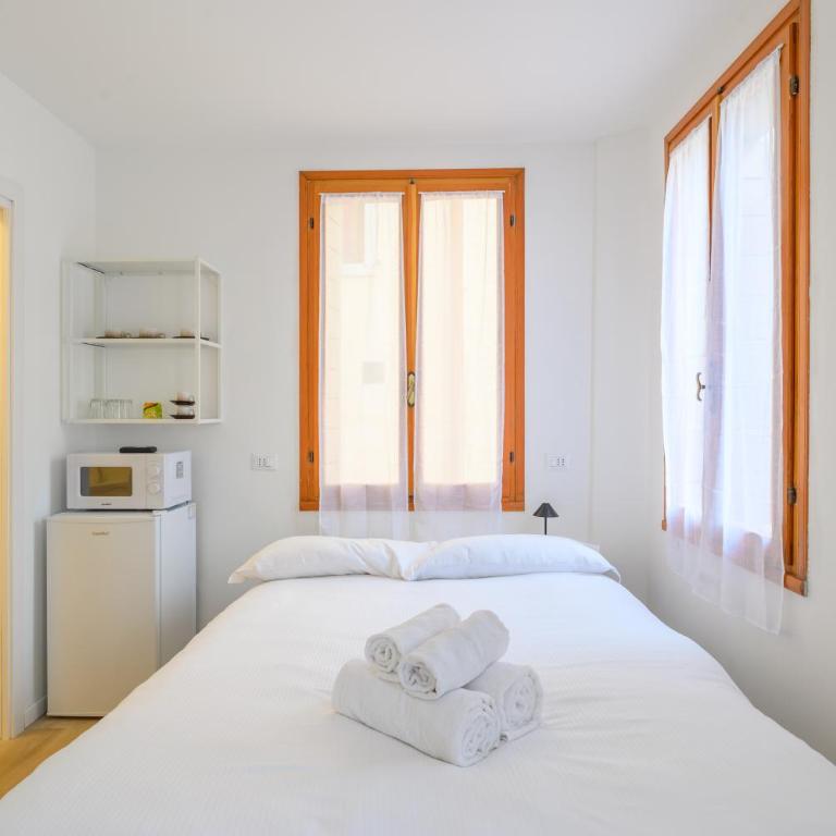 GuestHost - Piazza della Frutta Studio Apartments - Monolocale - 3
