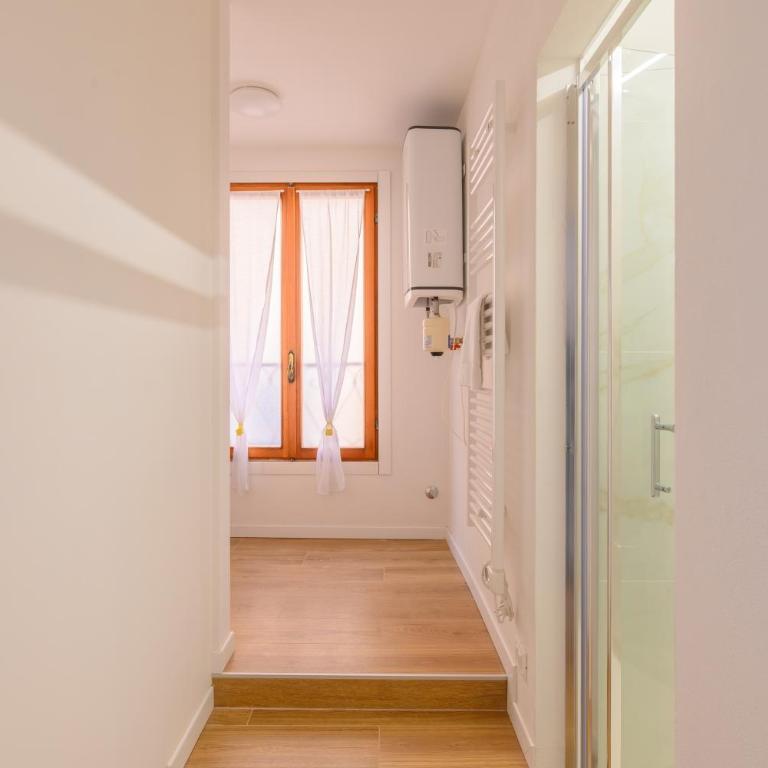 GuestHost - Piazza della Frutta Studio Apartments - Monolocale - 8