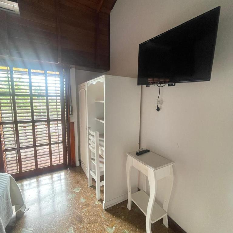 Bella Vita Hotel Boutique - Habitación Cuádruple con balcón - 7