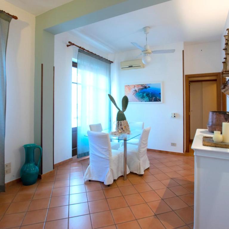 Palermo Mare Holidays - Appartamento Superior con 1 Camera da Letto e Balcone - 8