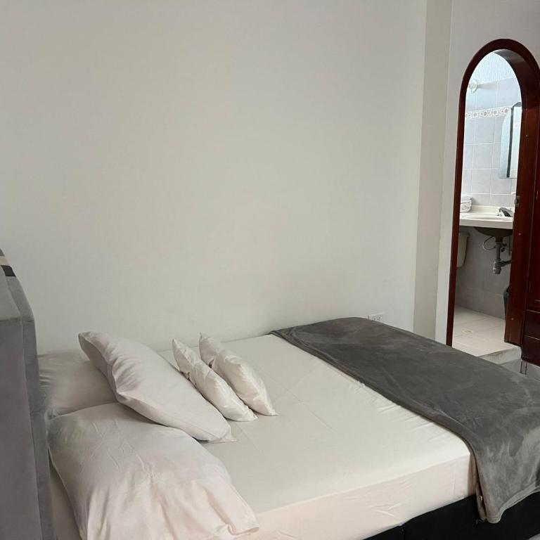 Apartamento en el centro de San Gil con parqueadero - One-Bedroom Apartment - 8