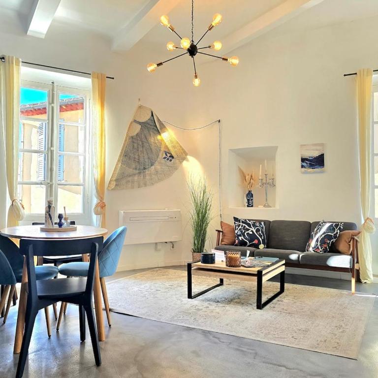 Azzurella - Suberbe T2 tout neuf, à 3min du vieux port avec parking inclus - BY AURAconciergerie - Deluxe Apartment mit 1 Schlafzimmer - 1