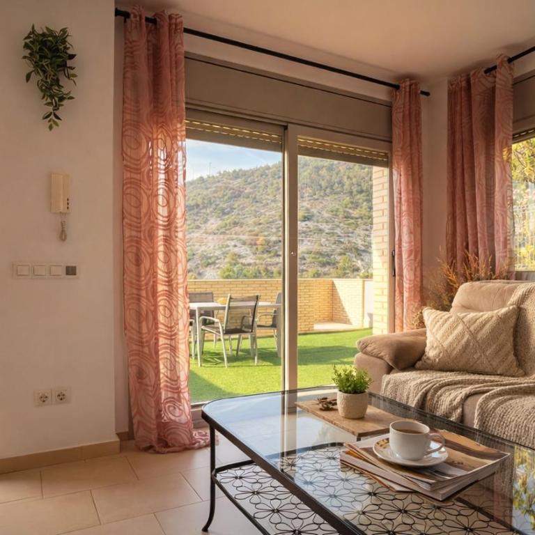 Modern Duplex in Sitges with Private Parking, Sea Views & Terrace - Apartamento de 3 dormitorios - 2