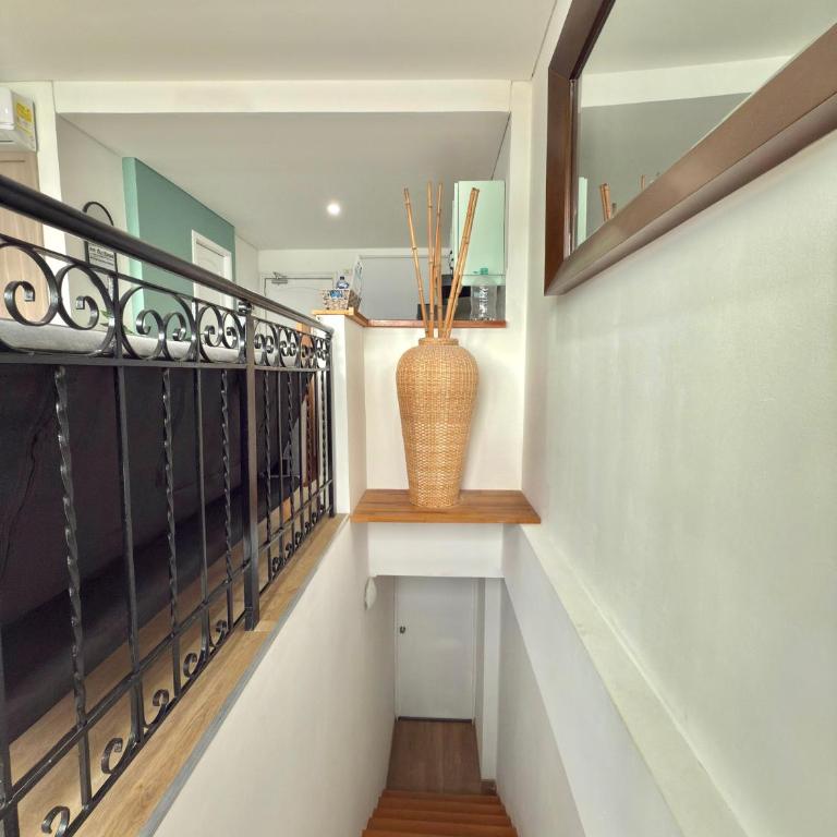 Newly Renovated Oceanfront Duplex In Rodadero - Two-Bedroom Apartment - 8