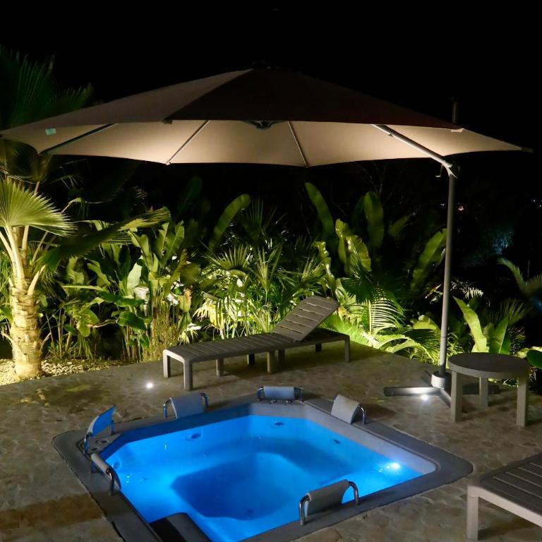 Nido Tangara - Finca Boutique Piscina y Vista - Pereira, Colombia - Seven-Bedroom House - 31