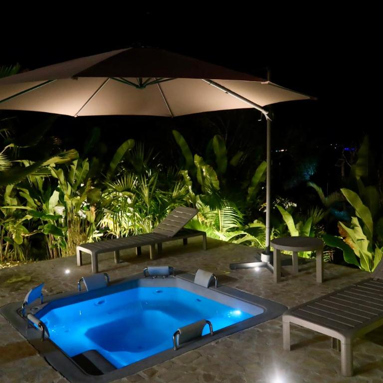 Nido Tangara - Finca Boutique Piscina y Vista - Pereira, Colombia - Seven-Bedroom House - 25