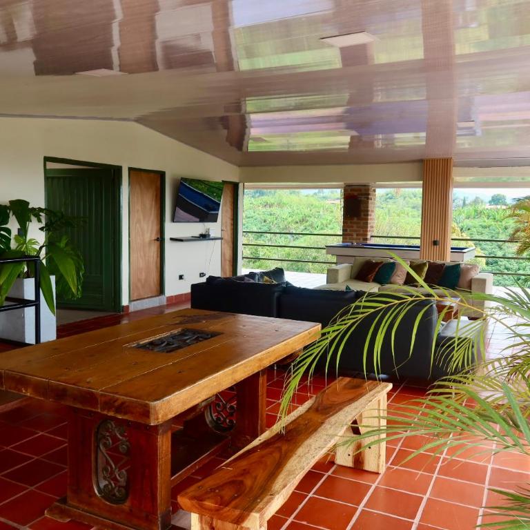 Nido Tangara - Finca Boutique Piscina y Vista - Pereira, Colombia - Seven-Bedroom House - 53