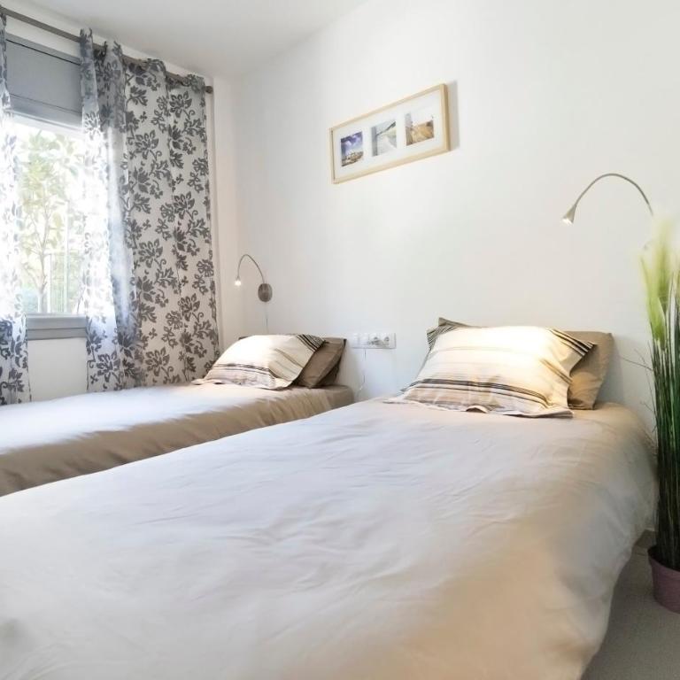 Modern Duplex in Sitges with Private Parking, Sea Views & Terrace - Apartamento de 3 dormitorios - 9