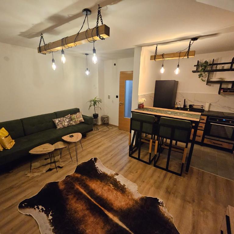 Mali Princip - Two-Bedroom Apartment - 3