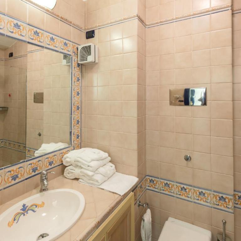 Hotel Marina Uno - Junior Suite - 9
