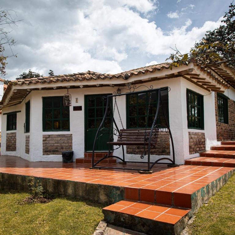 Acogedora casa rodeada de paisajes y jardines-Estancia Nirvana - Two-Bedroom House - 17