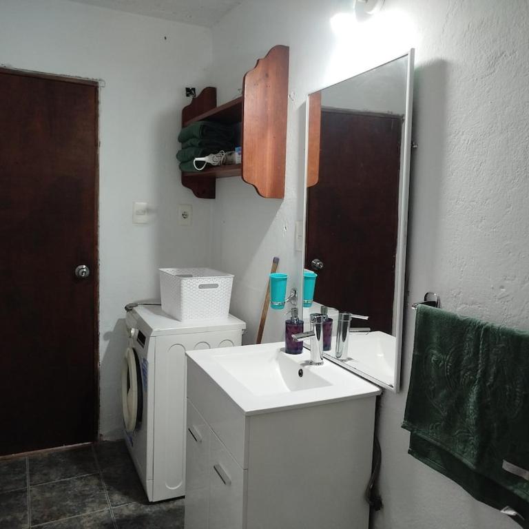 La Pasiflora - Three-Bedroom House - 16