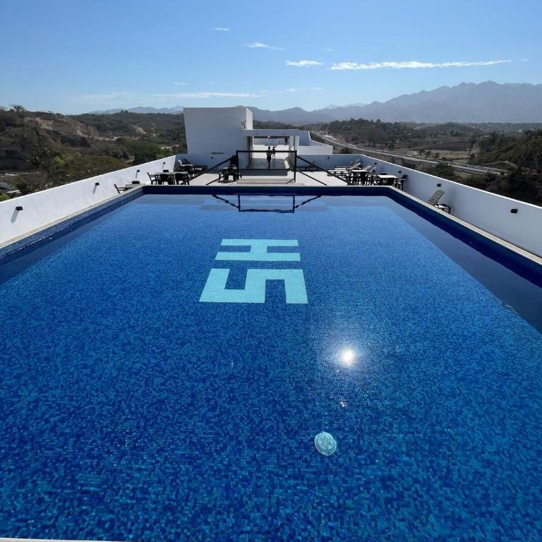 SkyPool79 - Two-Bedroom Apartment - 30