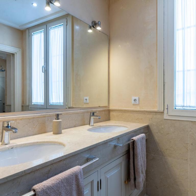 Puerta Principe Luxury Apartments - Apartamento Ático - 40
