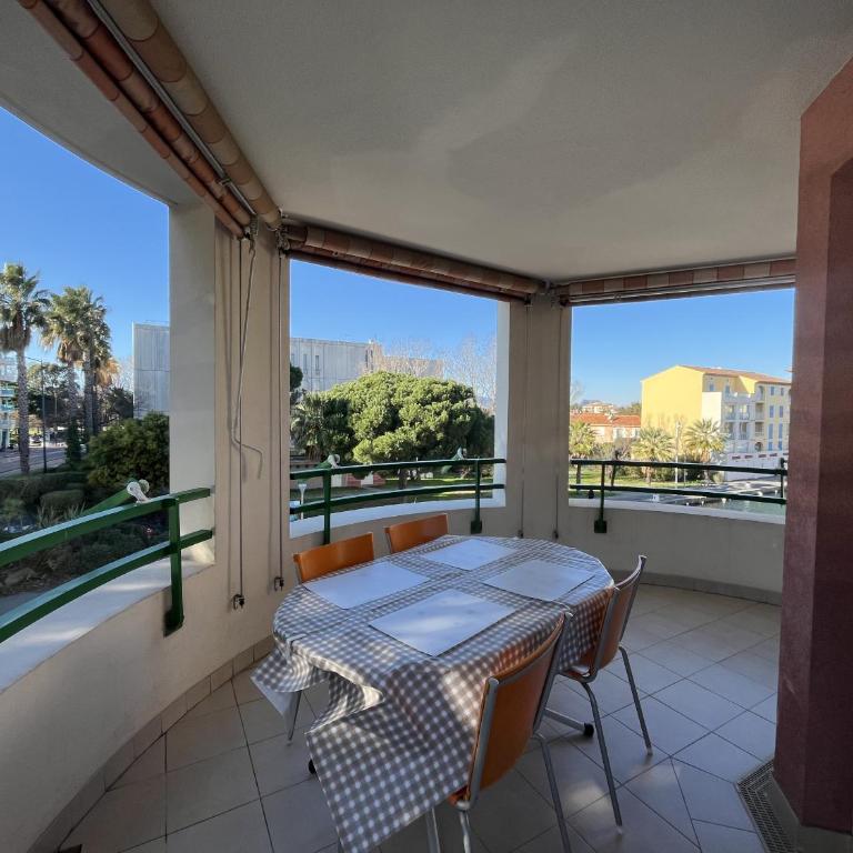 Port Frejus Le Nautica T2-3 capacite 4-5 p - Apartment mit 2 Schlafzimmern und Terrasse - 1