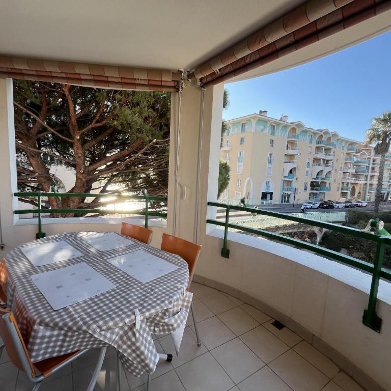 Port Frejus Le Nautica T2-3 capacite 4-5 p - Apartment mit 2 Schlafzimmern und Terrasse - 27