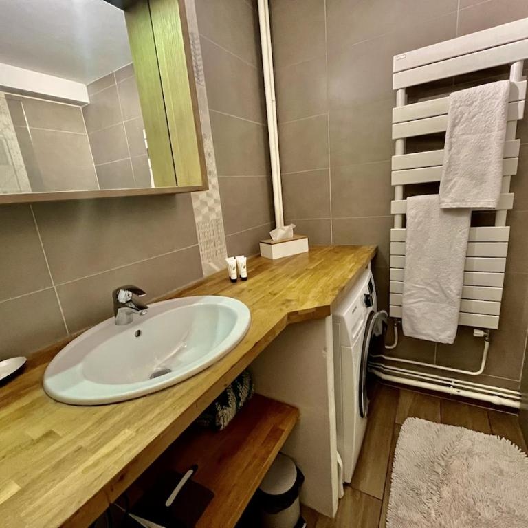 NEW 4 pp design appartment, ski in-out, mountain view - Apartment mit 1 Schlafzimmer - 13