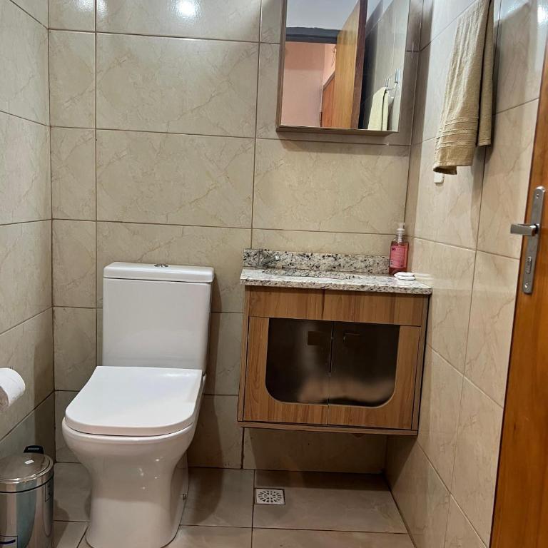 Casa Florida a 15 minutos de Encarnación - Three-Bedroom House - 21