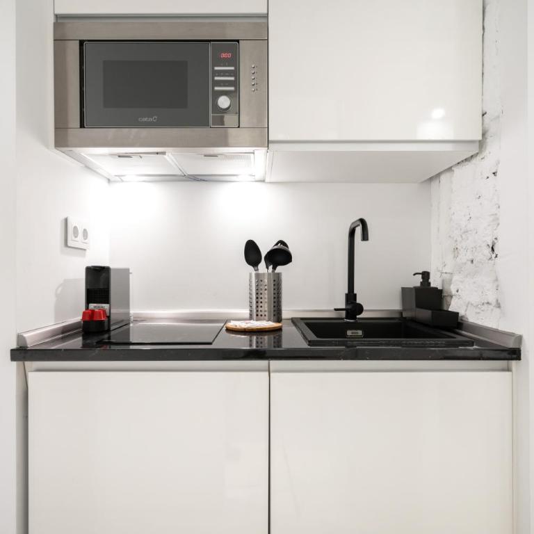 Dobo Madrid Luna - Double Room - 2