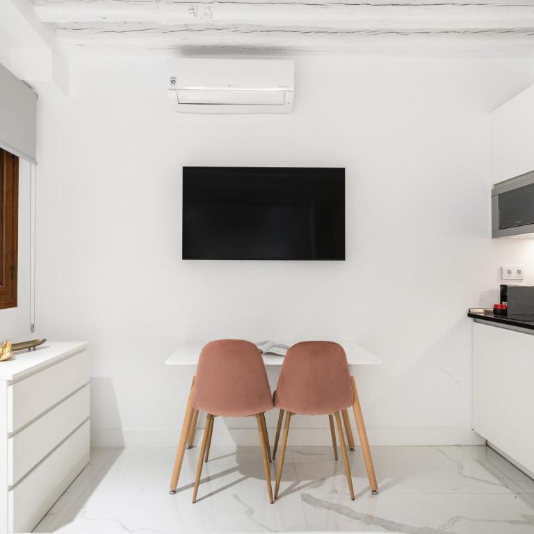 Dobo Madrid Luna - Double Room - 6