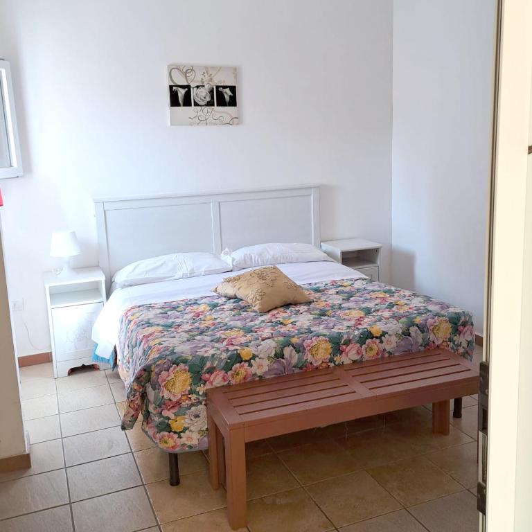 Agorà Hostel - Camera Matrimoniale - 10