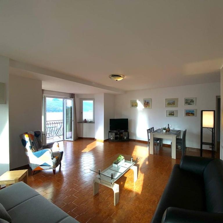 Belvedere apartment - Two-Bedroom Apartment with Lake View - 5