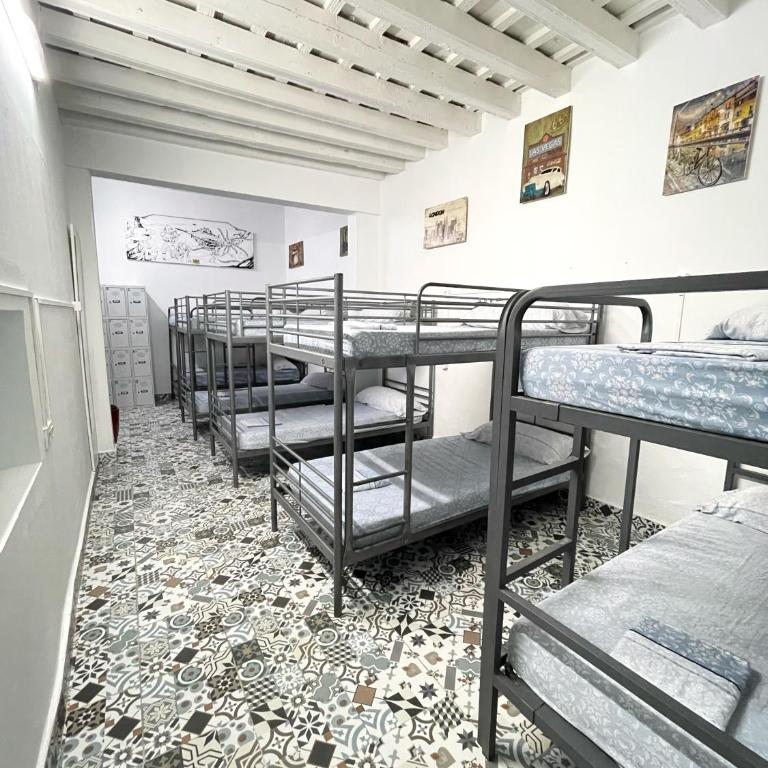 Rosa de los Vientos - Habitación compartida mixta de 10 camas - 5