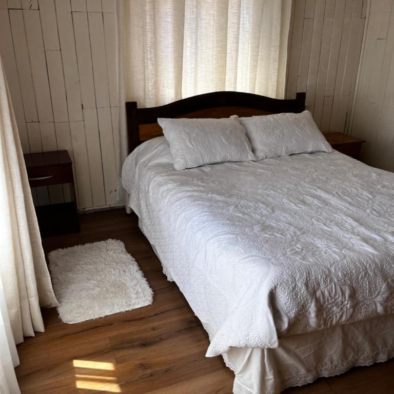 Hospedaje Lala - Habitación Doble con baño compartido - 2