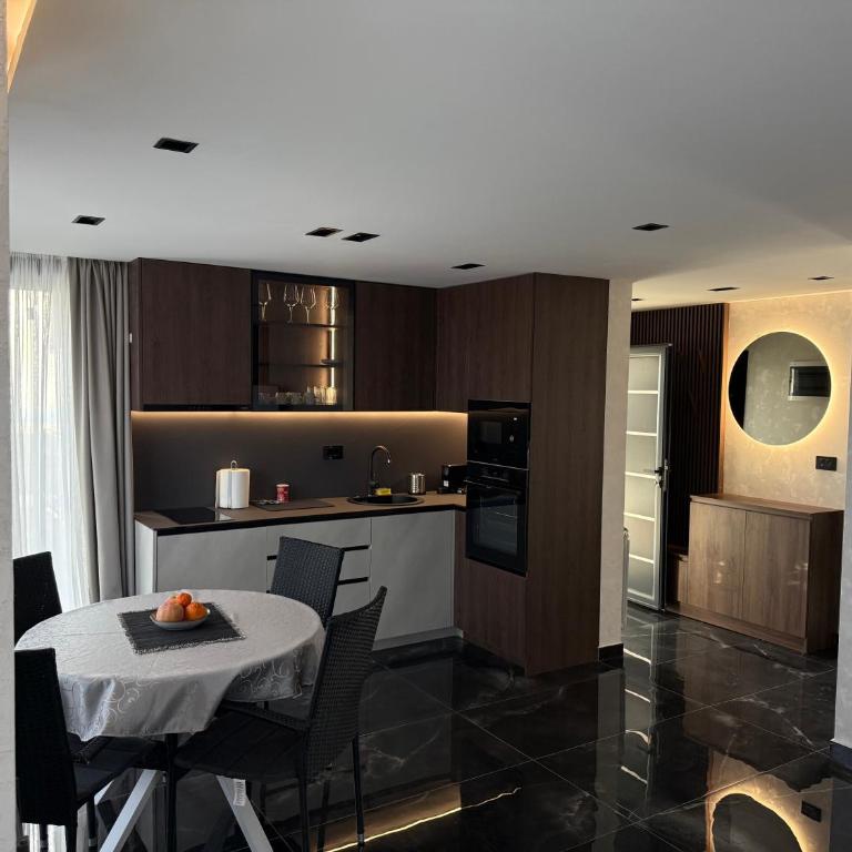 Apartmani Vidikovac Divcibare - Apartment - Ground Floor - 2