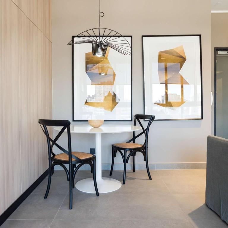 Cozy 1BR Getaway for Three in Vibrant Nunoa - Apartment - 4