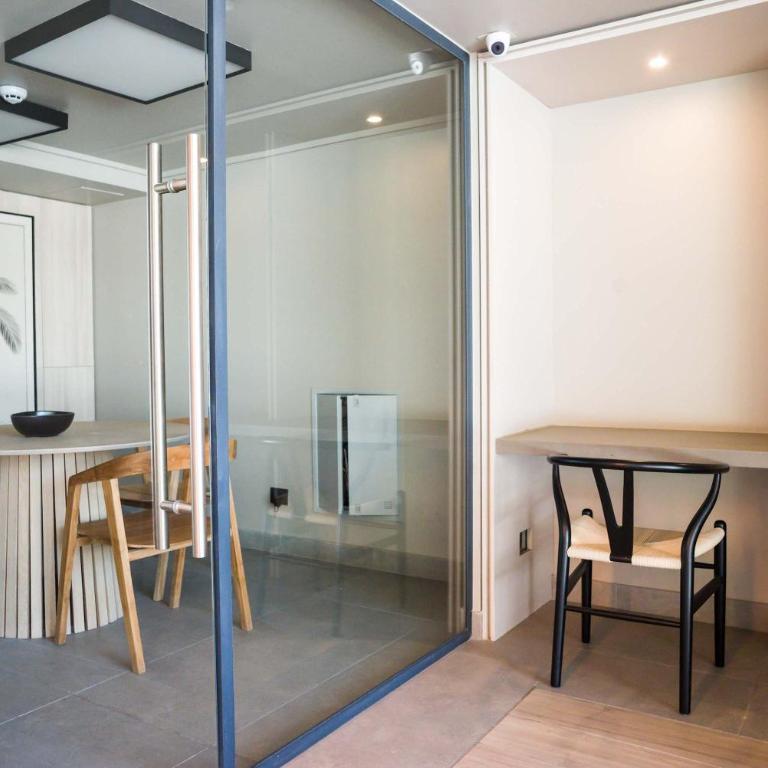 Cozy 1BR Getaway for Three in Vibrant Nunoa - Apartment - 45