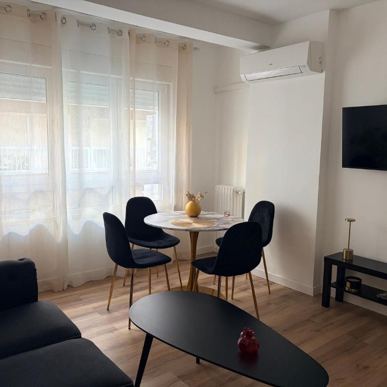 Apartamento Centro Ancha de Gracia - Two-Bedroom Apartment - 25