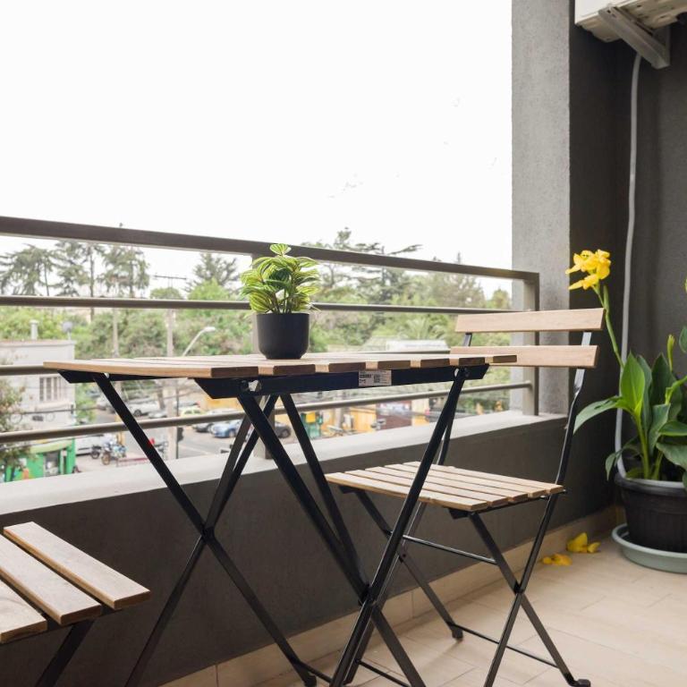 Stylish 1BR Retreat in Santiago Modern Comfort for 3 - Apartment - 6
