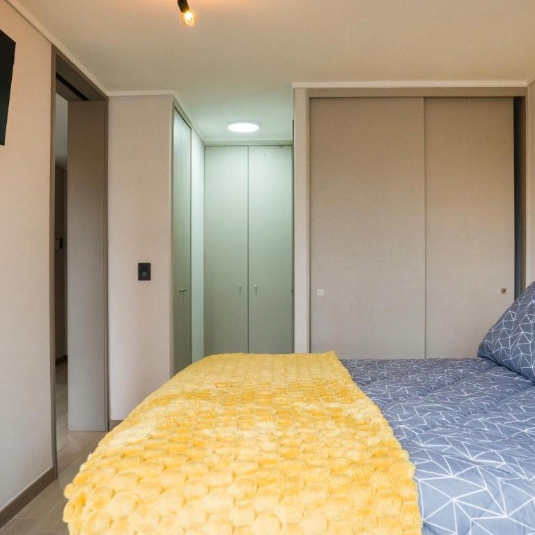 Stylish 1BR Retreat in Santiago Modern Comfort for 3 - Apartment - 19