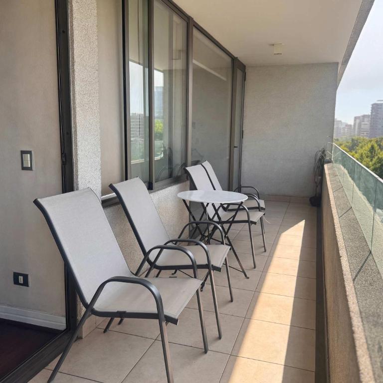 Parque Arauco & Clinica Alemana con Parking - Apartment - 12