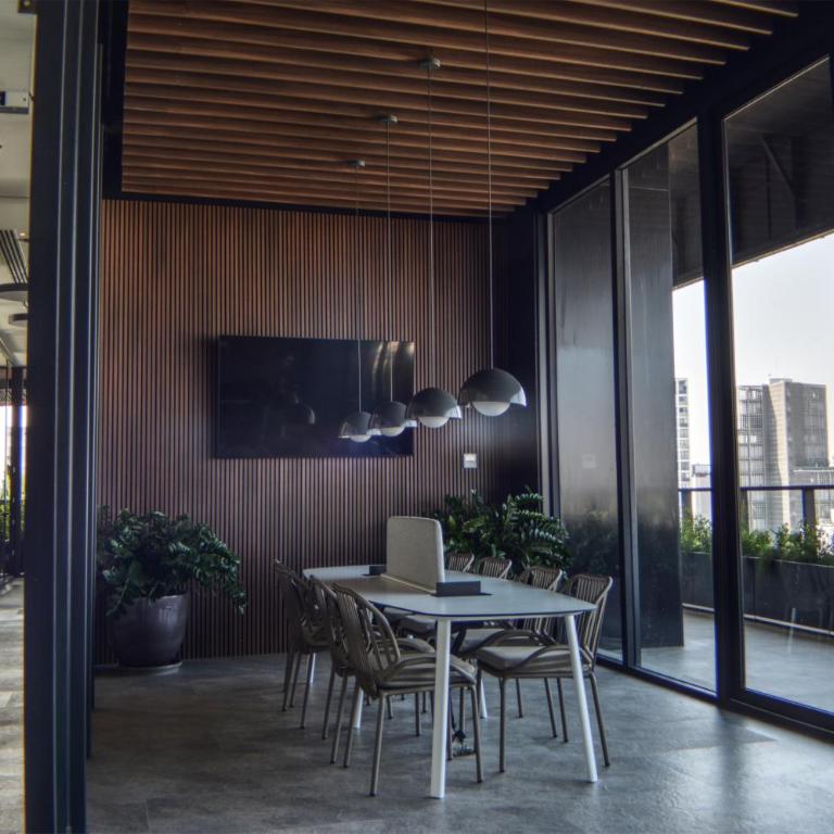 Luxury 2BR KingSize Suites with Amazing City Views Pool & Gym - Apartamento de 2 dormitorios con vistas a la ciudad - 31