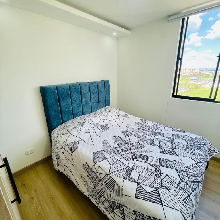 Apartamento completo cómodo con vista y todo cerca CC VIVA - Apartamento de 2 dormitorios - 9