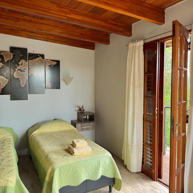 Hotel El Castillo - Triple Room - 4