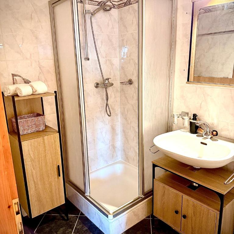 Appartement au pied des télécabines - Apartment mit 2 Schlafzimmern - 7