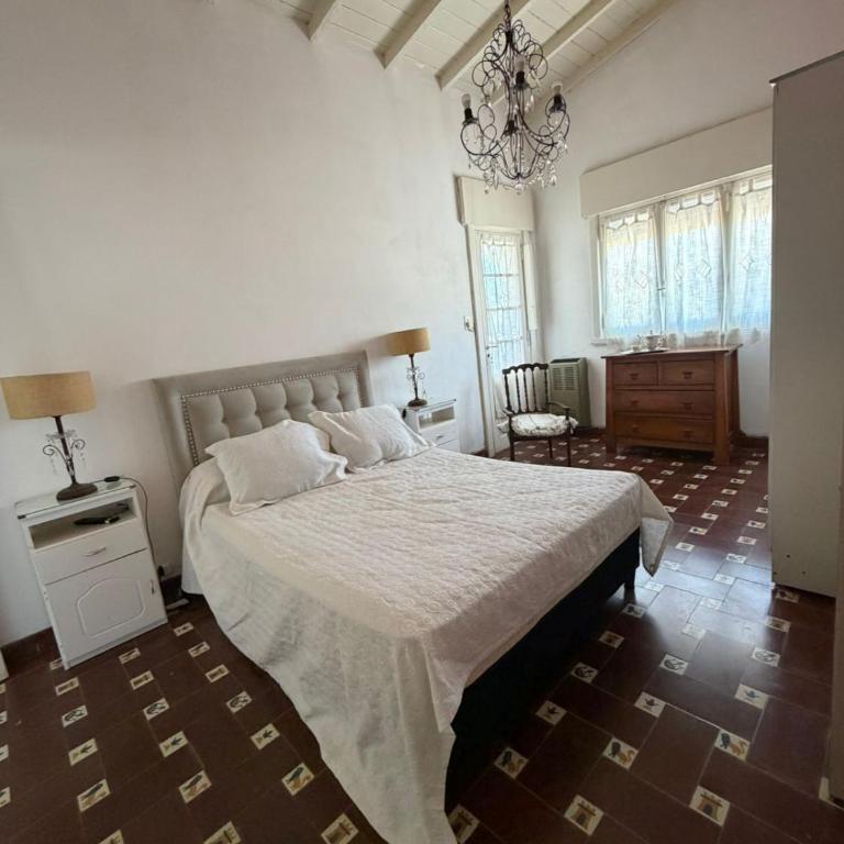 Chalet en Centro de Miramar - Three-Bedroom House - 7
